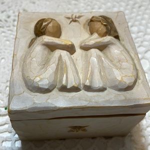 Willow Tree “Friendship” trinket box